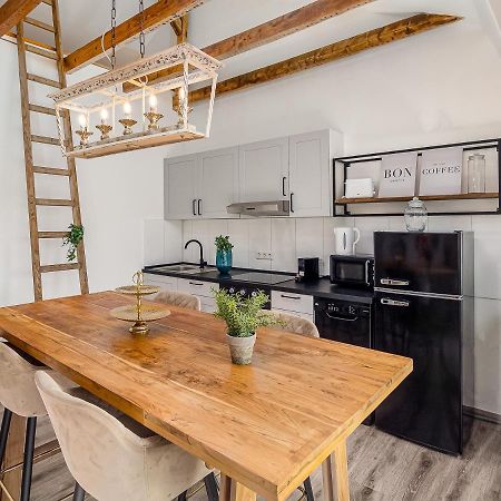Fabelhafte Apartments Zum Wohlfuehlen Mit Junik Apartments Duisburg Dış mekan fotoğraf